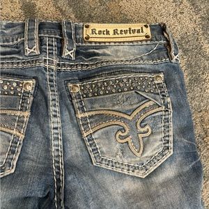 Rock Revival jeans
Vintage 90s-2000s jeans